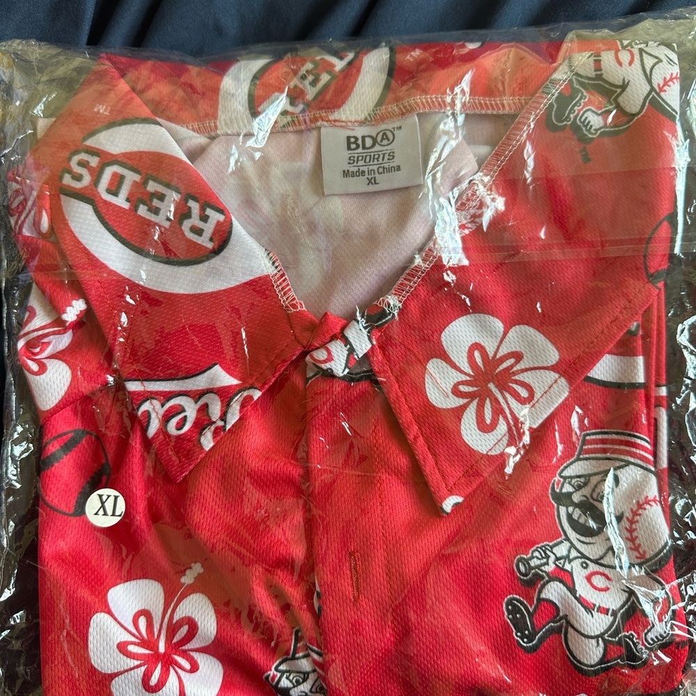 Cincinnati Reds Hawaiian Shirt XL